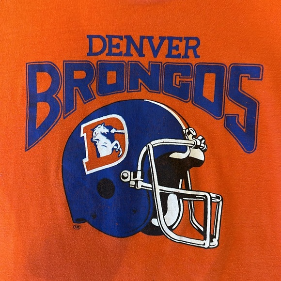 VINTAGE 80s Denver Broncos T - Picture 2 of 5